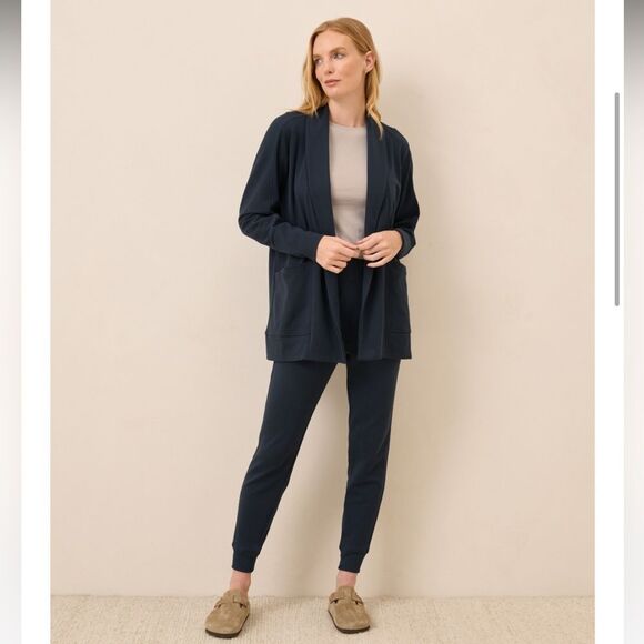 Pact Navy Blue Women's Airplane Jogger Pants size medium - Picture 3 of 9